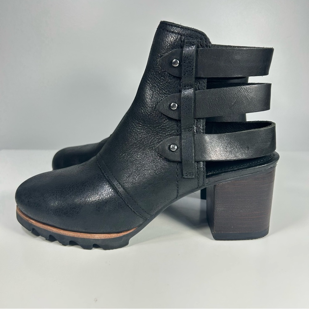 SOREL Addington Leather Strappy Back Block Heel Black Bootie Boot Women’s Sz 7.5